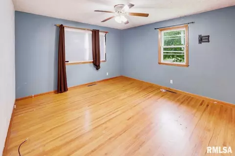 503 Devonshire Rd, Washington, IL 61571 photo 12