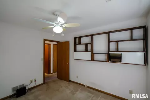 4603 W Pendleton Pl, Peoria, IL 61615 photo 25