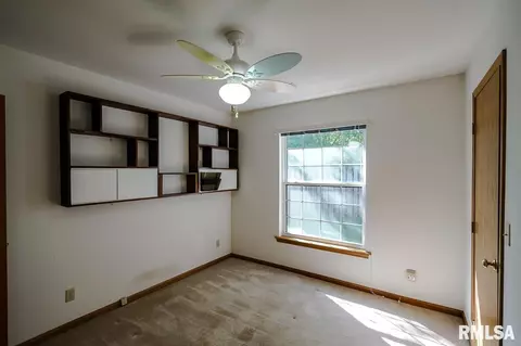 4603 W Pendleton Pl, Peoria, IL 61615 photo 24