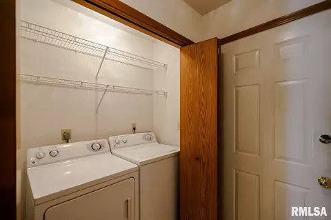 4603 W Pendleton Pl, Peoria, IL 61615 photo 27