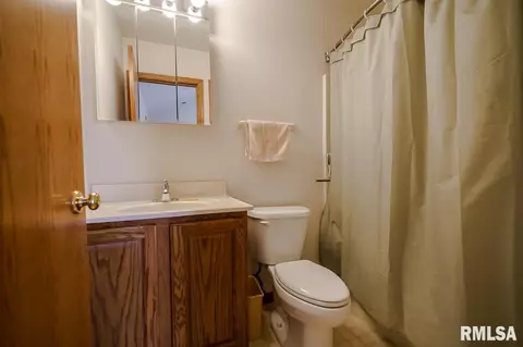 4603 W Pendleton Pl, Peoria, IL 61615 photo 26