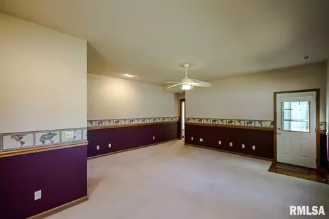 4603 W Pendleton Pl, Peoria, IL 61615 photo 14