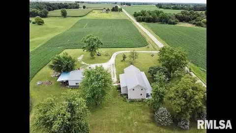 1960 Lazy Acres Rd, Lowpoint, IL 61545 photo 1