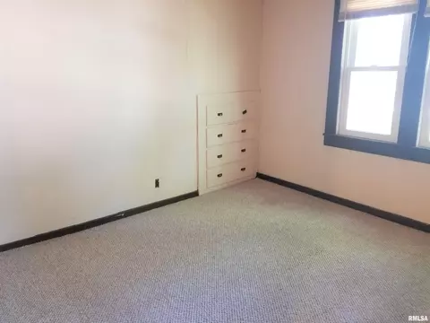 433 N 1st, Canton, IL 61520 photo 10