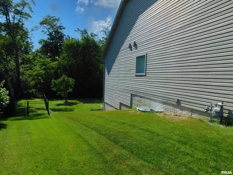 619 S Copperpoint Dr, Dunlap, IL 61525 photo 43