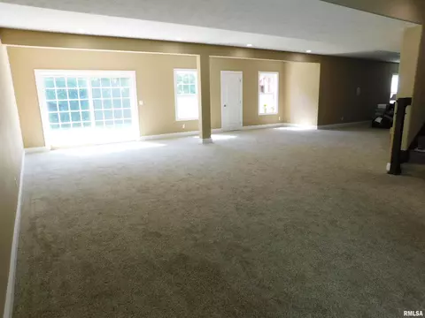 619 S Copperpoint Dr, Dunlap, IL 61525 photo 38