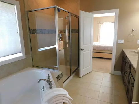 619 S Copperpoint Dr, Dunlap, IL 61525 photo 23