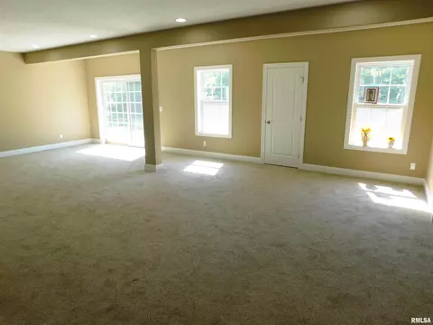 619 S Copperpoint Dr, Dunlap, IL 61525 photo 40