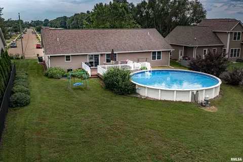 809 Deerfield Dr, Pekin, IL 61554 photo 20