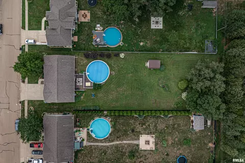 809 Deerfield Dr, Pekin, IL 61554 photo 25