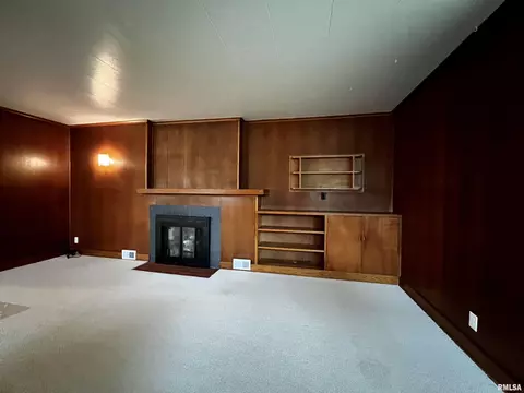 836 Beverly Ave, Macomb, IL 61455 photo 4