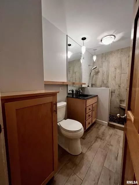 836 Beverly Ave, Macomb, IL 61455 photo 23