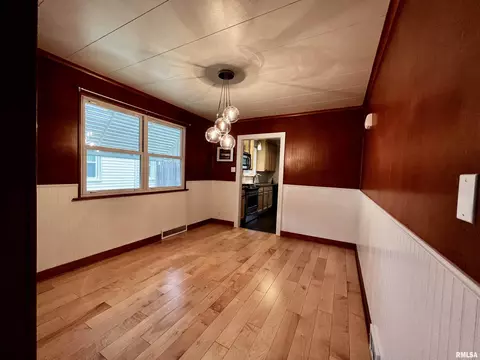836 Beverly Ave, Macomb, IL 61455 photo 7