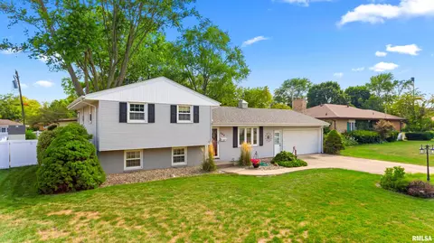 808 E Jackson St, Morton, IL 61550 photo 5