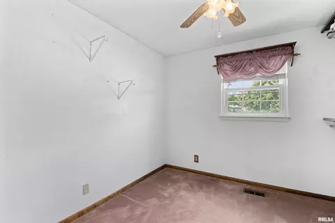 808 E Jackson St, Morton, IL 61550 photo 28