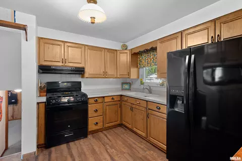 808 E Jackson St, Morton, IL 61550 photo 24