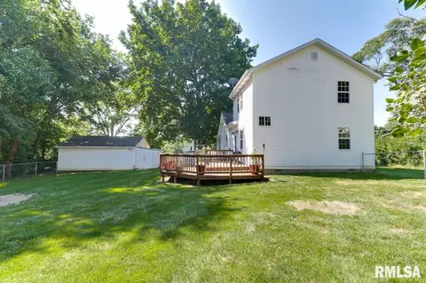 107 W B St, Delavan, IL 61734 photo 34