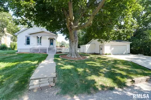 107 W B St, Delavan, IL 61734 photo 31