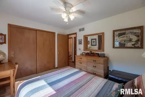 5022 S Lake Camelot Dr, Mapleton, IL 61547 photo 32