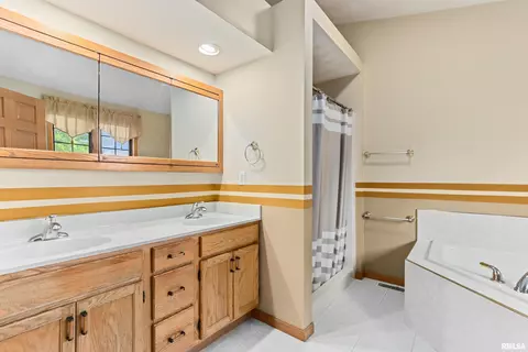 11207 N Daniel Ct, Dunlap, IL 61525 photo 34