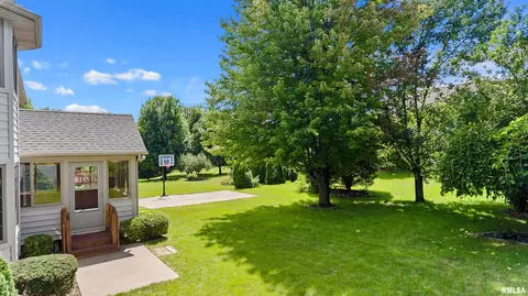 11207 N Daniel Ct, Dunlap, IL 61525 photo 6