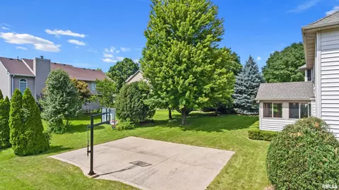 11207 N Daniel Ct, Dunlap, IL 61525 photo 4