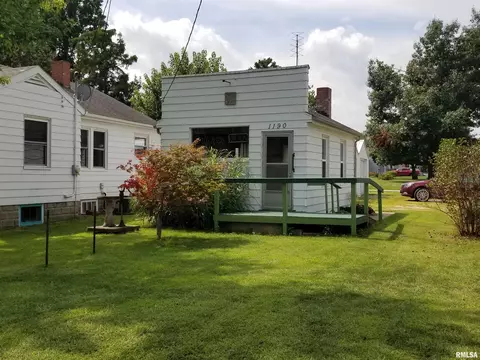 1160 N Main St, Canton, IL 61520 photo 6