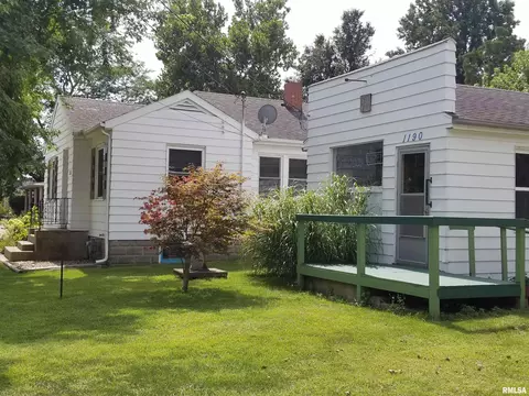 1160 N Main St, Canton, IL 61520 photo 7