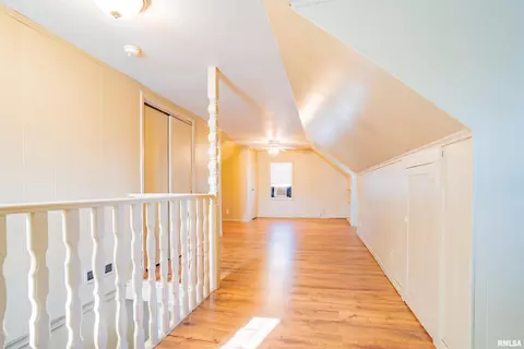 806 Spring St, Washington, IL 61571 photo 15