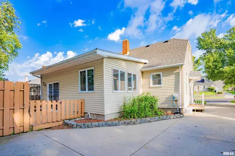 806 Spring St, Washington, IL 61571 photo 25