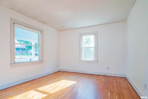 806 Spring St, Washington, IL 61571 photo 10