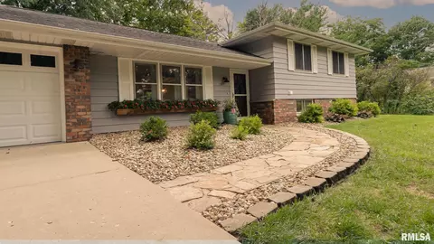 4130 W Simpson Dr, Dunlap, IL 61525 photo 2