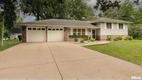 4130 W Simpson Dr, Dunlap, IL 61525 photo 1