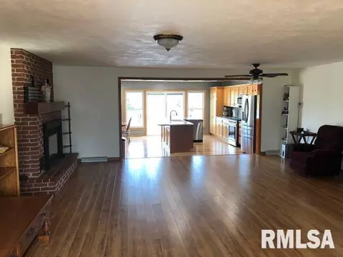 15925 E Cheyenne Dr, Cuba, IL 61427 photo 14