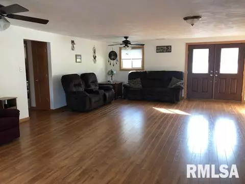 15925 E Cheyenne Dr, Cuba, IL 61427 photo 31