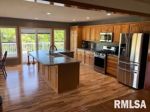 15925 E Cheyenne Dr, Cuba, IL 61427 photo 8