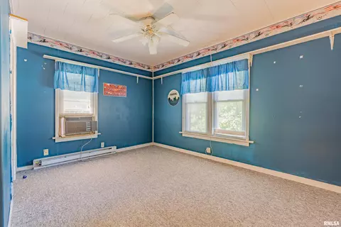 209 N Rolla St, Eureka, IL 61530 photo 22