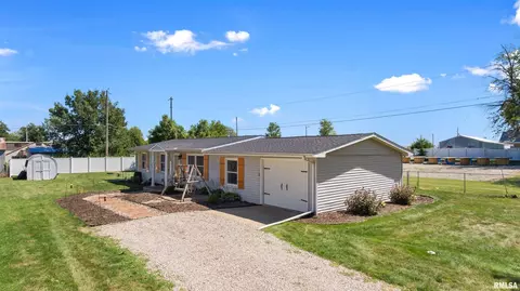 308 Maplewood Blvd, Dunlap, IL 61525 photo 3