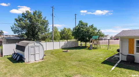 308 Maplewood Blvd, Dunlap, IL 61525 photo 38
