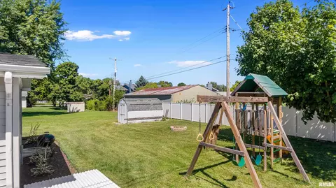 308 Maplewood Blvd, Dunlap, IL 61525 photo 35