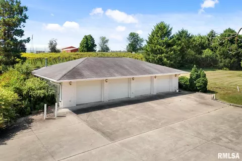 6605 N Smith Rd, Edwards, IL 61528 photo 4