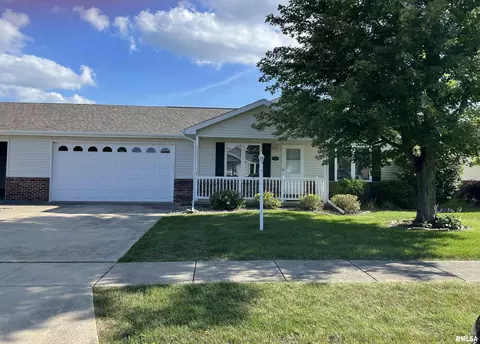 208 Easy St, Washington, IL 61571 photo 1