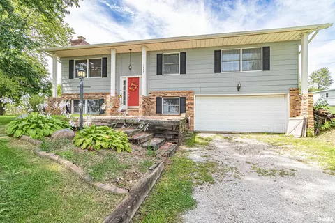 1335 Douglas Rd, Metamora, IL 61548 photo 3