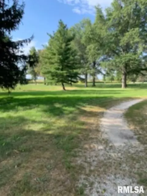 1147 E Guth Rd, Washington, IL 61571 photo 7
