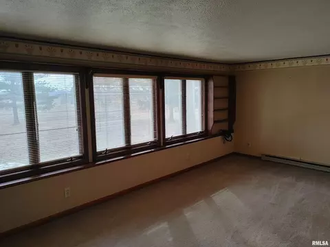 1147 E Guth Rd, Washington, IL 61571 photo 22