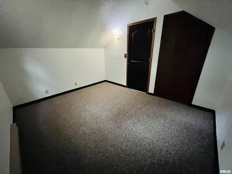 416 Hurst Dr, Macomb, IL 61455 photo 23