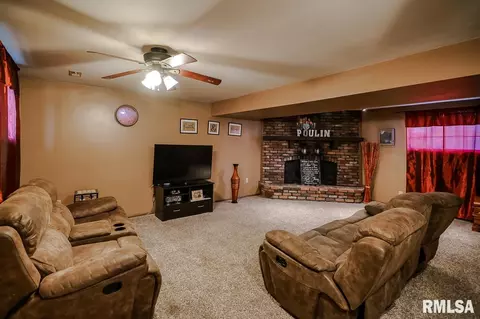 9741 W Guinivere Dr, Mapleton, IL 61547 photo 31