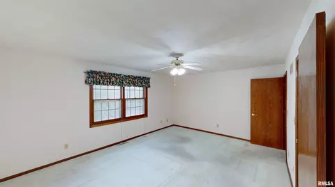 207 Warrior Way, Germantown Hills, IL 61548 photo 34