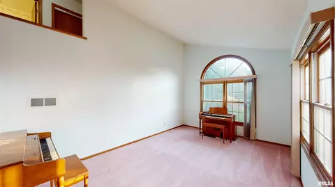 207 Warrior Way, Germantown Hills, IL 61548 photo 6