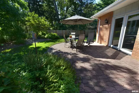 142 E Morningside Dr, Peoria, IL 61614 photo 50